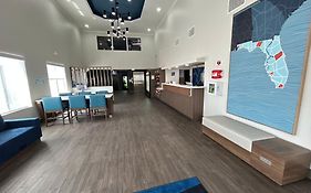 Holiday Inn Express & Suites Dania Beach - Airport Area